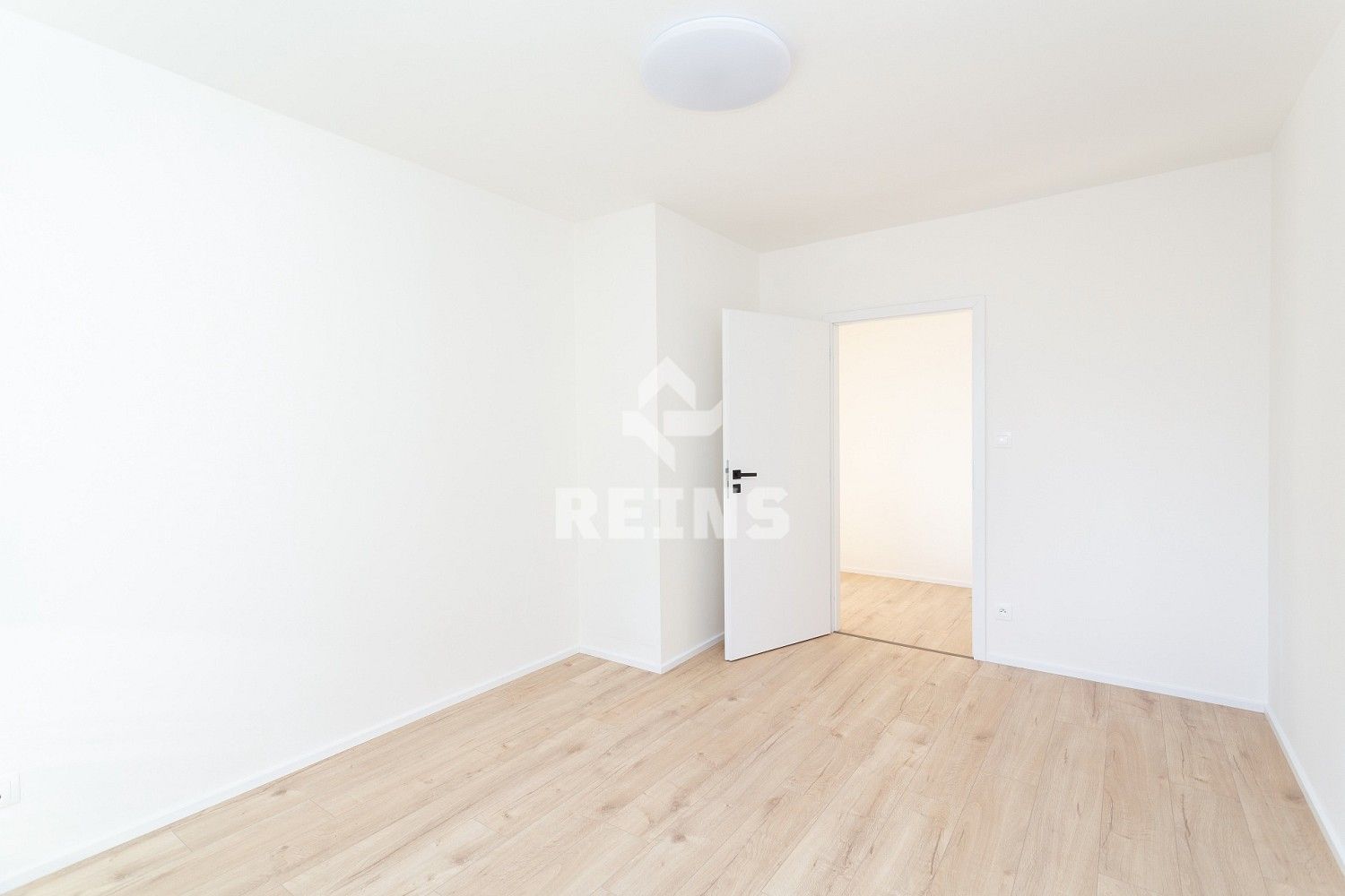 Byt 4+kk · 86 m² · Praha - Stodůlky, okres Praha 13, Hlavní město Praha - 4