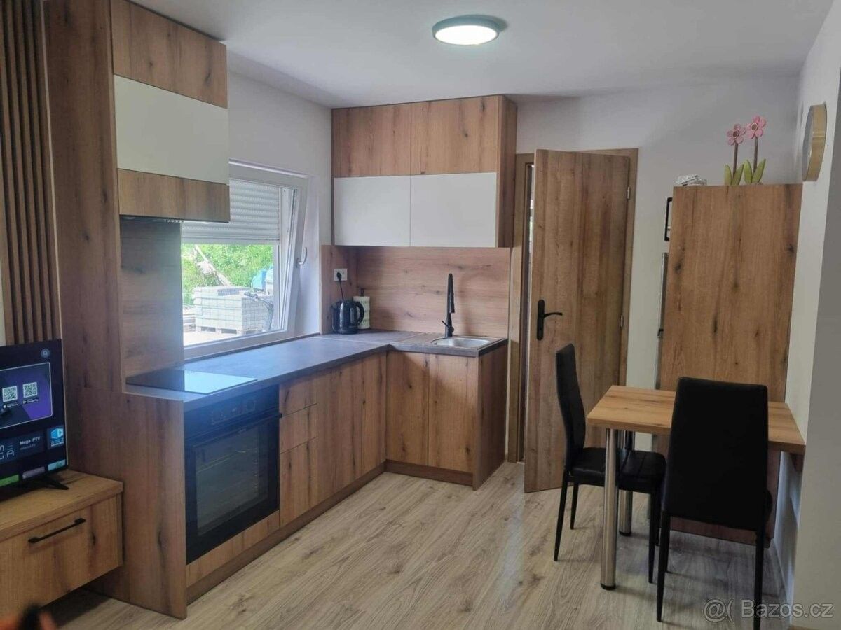 Byty, Halenkovice, 763 63