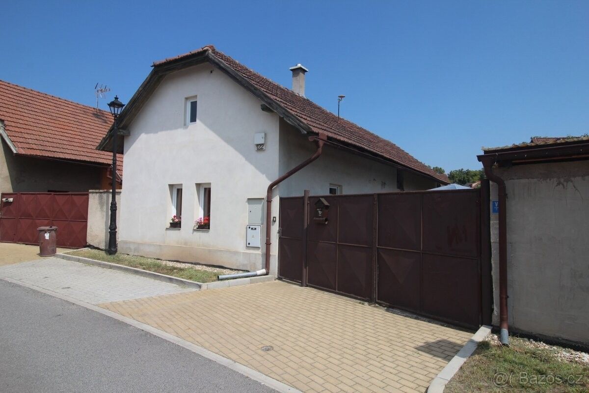 Rodinné domy, Byšice, 277 32 - 1