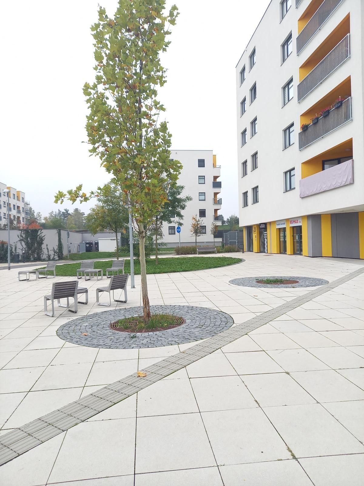 Pronájem byt 4+kk - Ke kříži, Praha, 80 m²