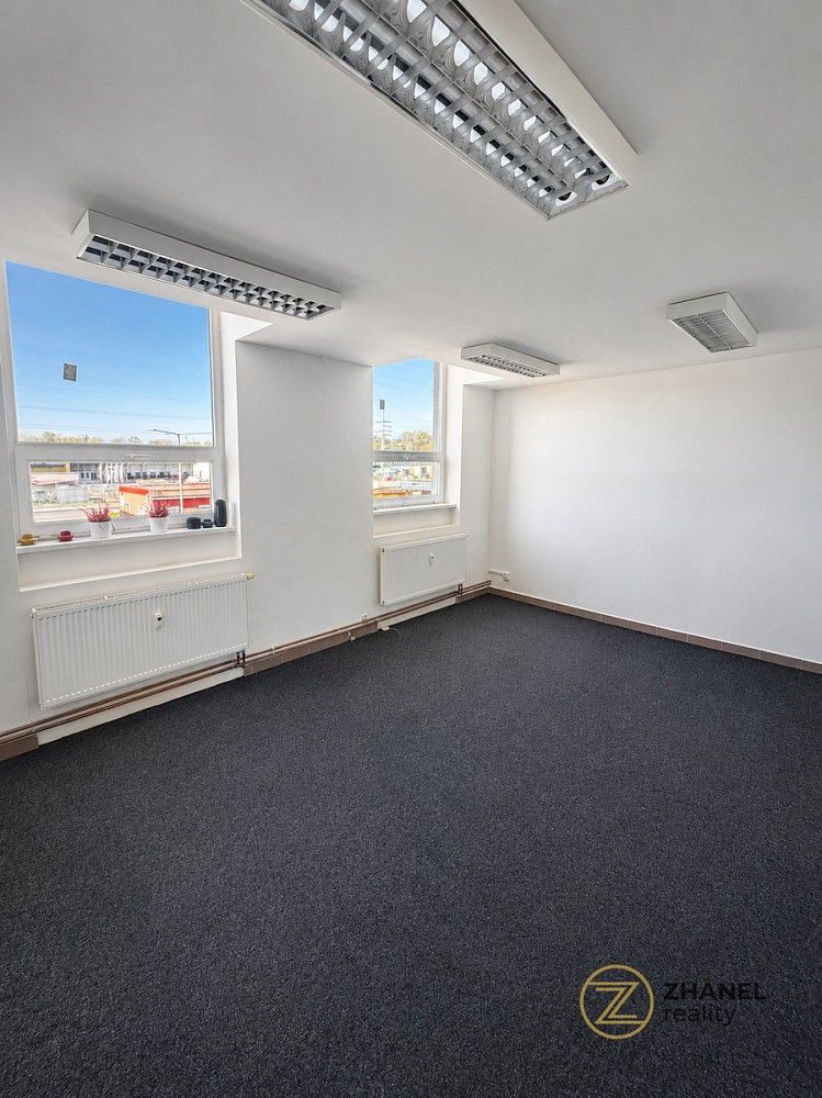 Kanceláře, Ostrava - Třebovice, okres Ostrava-město, Moravskoslezský kraj, 18 m² - 1