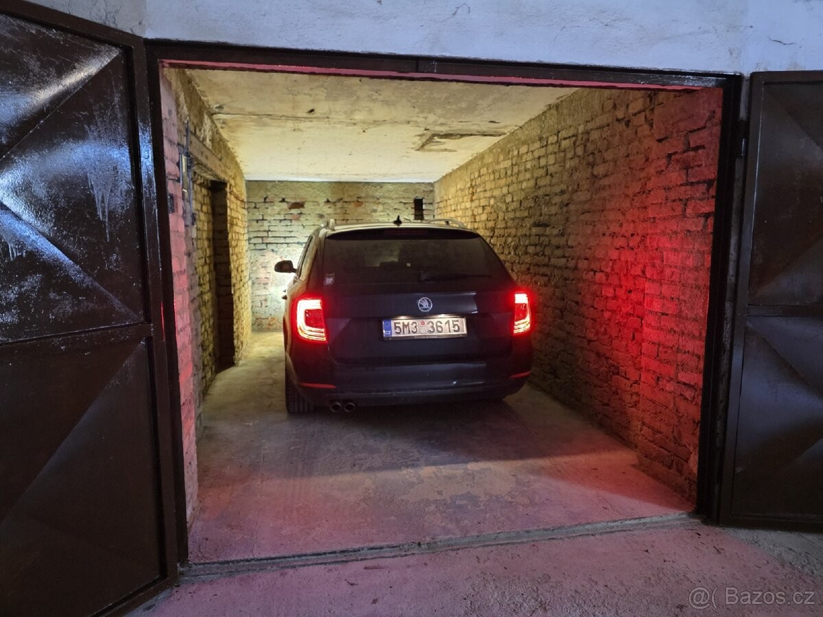 Garáž · Olomouc, 779 00 - 4