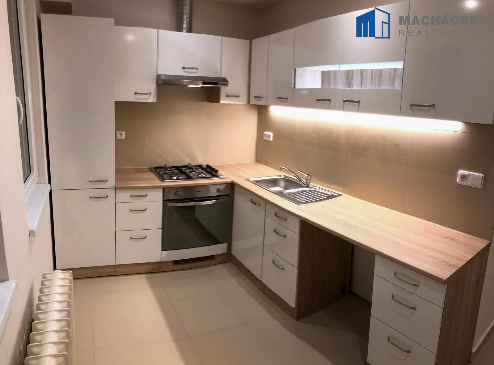 1+1, Bydžovského, Duchcov, 36 m²