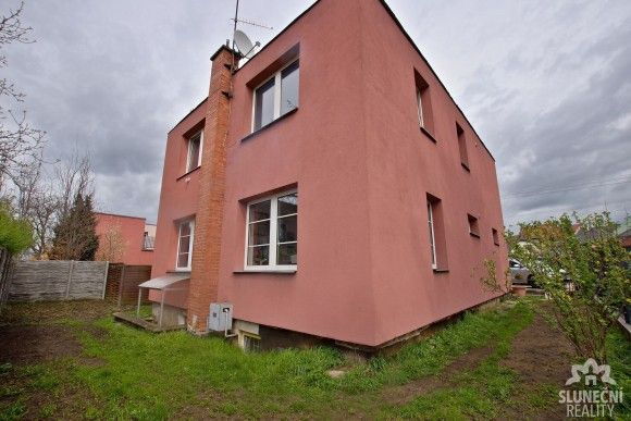 Pronájem dům - Otrokovice, 765 02, 100 m²