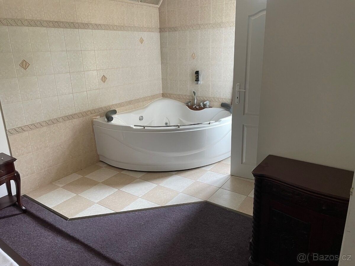 Pronájem byt - Trutnov, 541 01