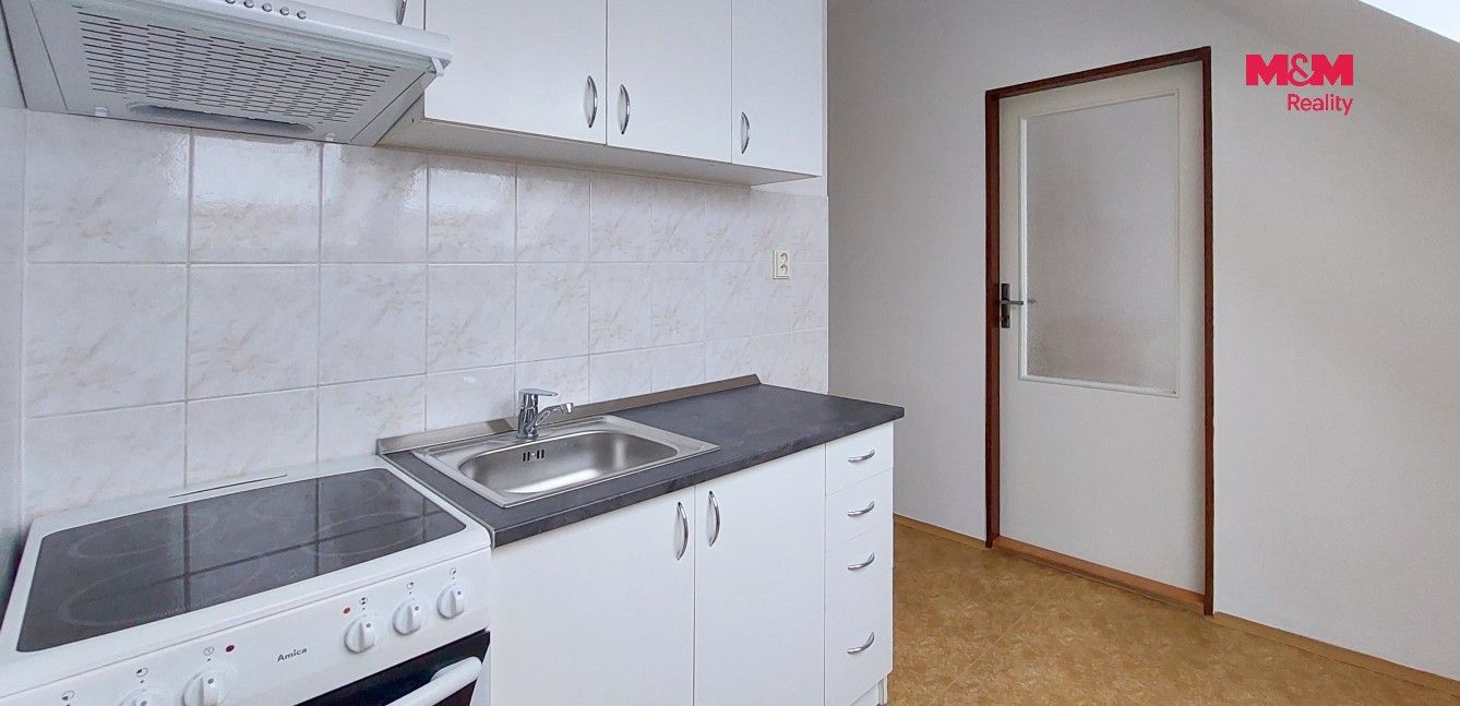 2+1, V Bytovkách, Králíky, 42 m² - 2