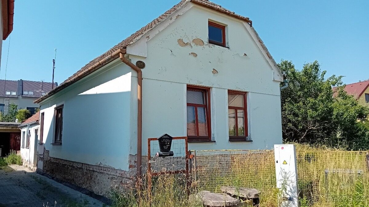 Rodinné domy, Zastávka u Brna, 664 84 - 1