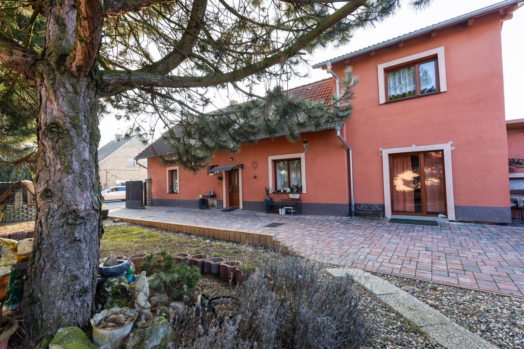 Rodinný dům · 211 m² · Okna, Polepy - 3