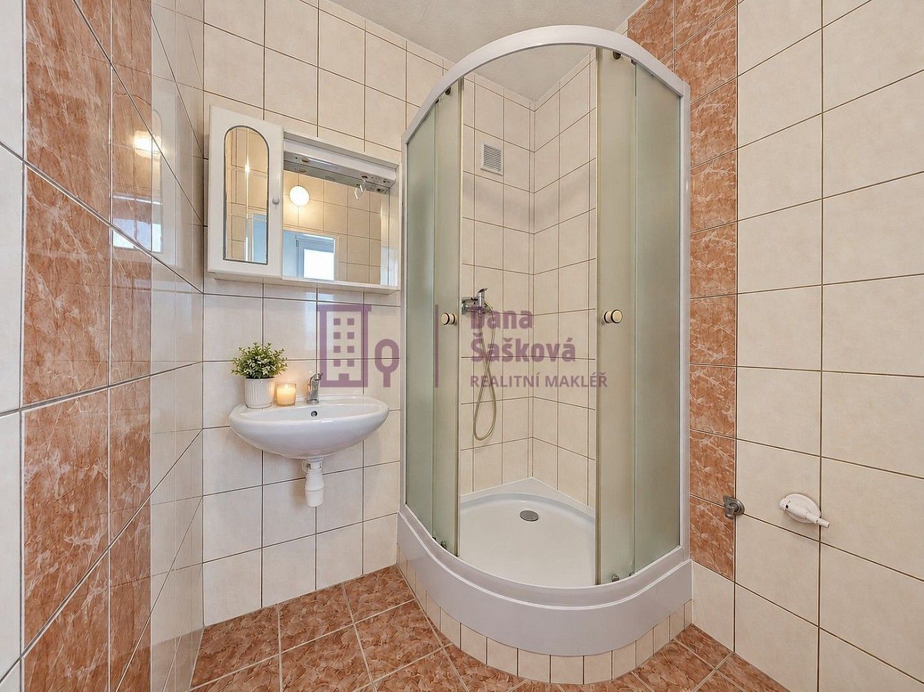 3+1, Jindřichův Hradec - Jindřichův Hradec III, Jihočeský kraj, 61 m² - 2