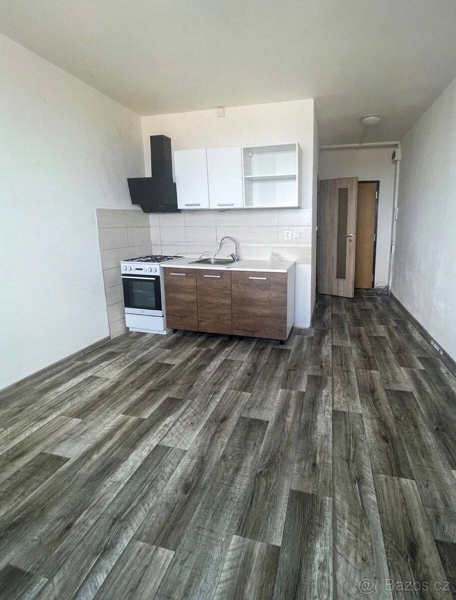 Byty, Chomutov, 430 04