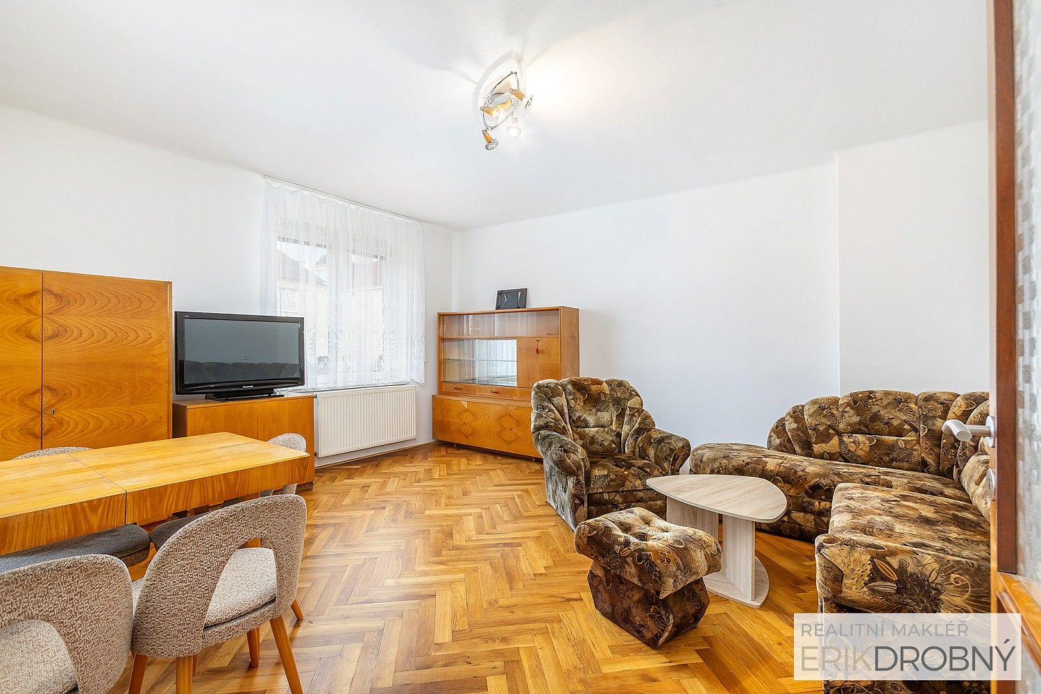 Byt 2+1 · 58 m² · Ke Kamenci, Pardubice - Bílé Předměstí - 3