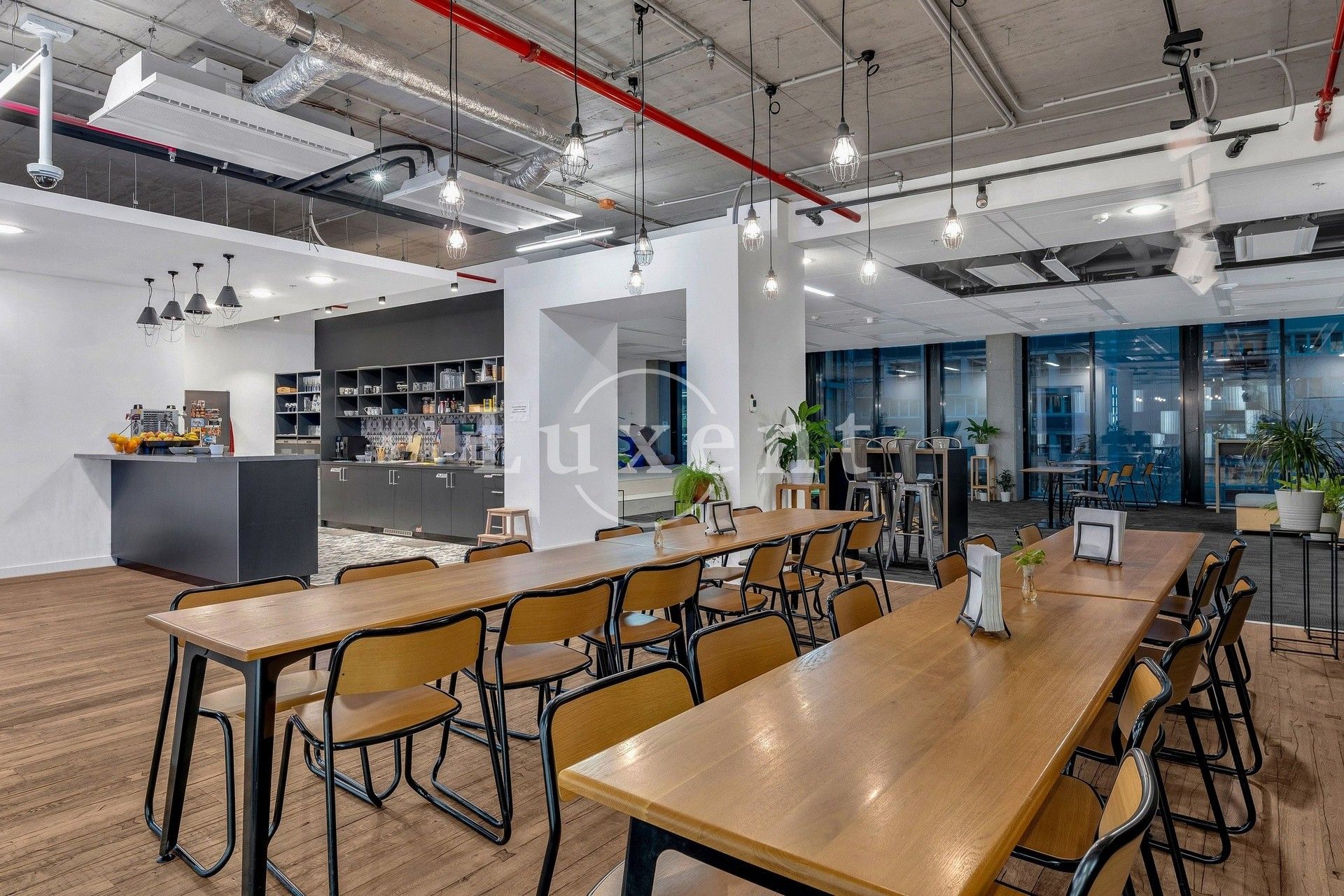 Kancelář · 520 m² · Evropská, Praha - 4