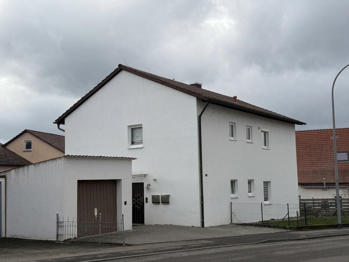 Rodinné domy, , Bádensko-Württembersko, 180 m² - 2