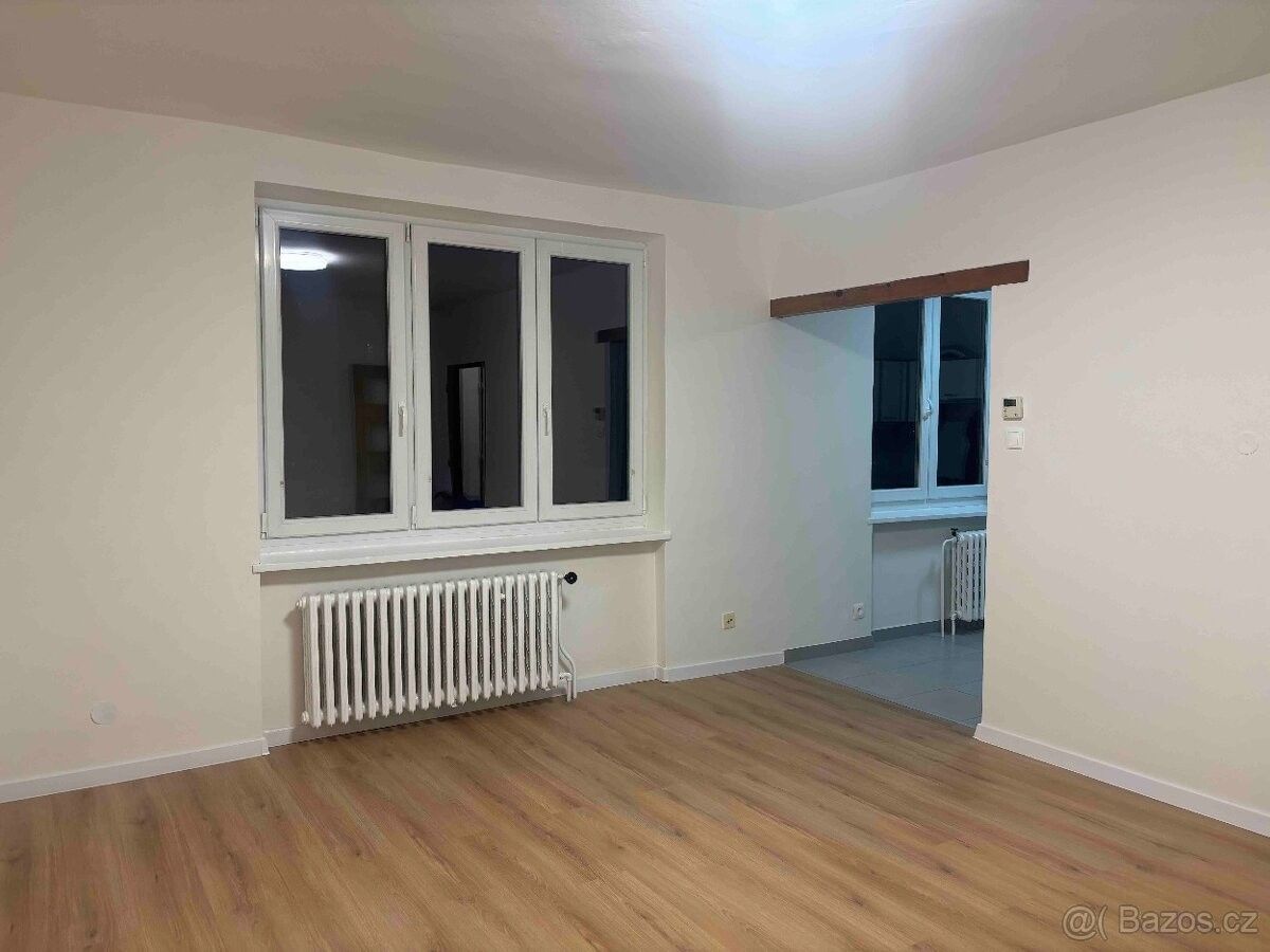 Byty, Hodonín, 695 01