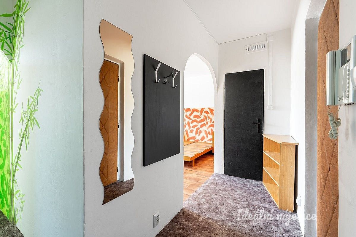 Pronájem byt 1+1 - Praha - Zbraslav, okres Praha 16, Hlavní město Praha, 47 m² - 5