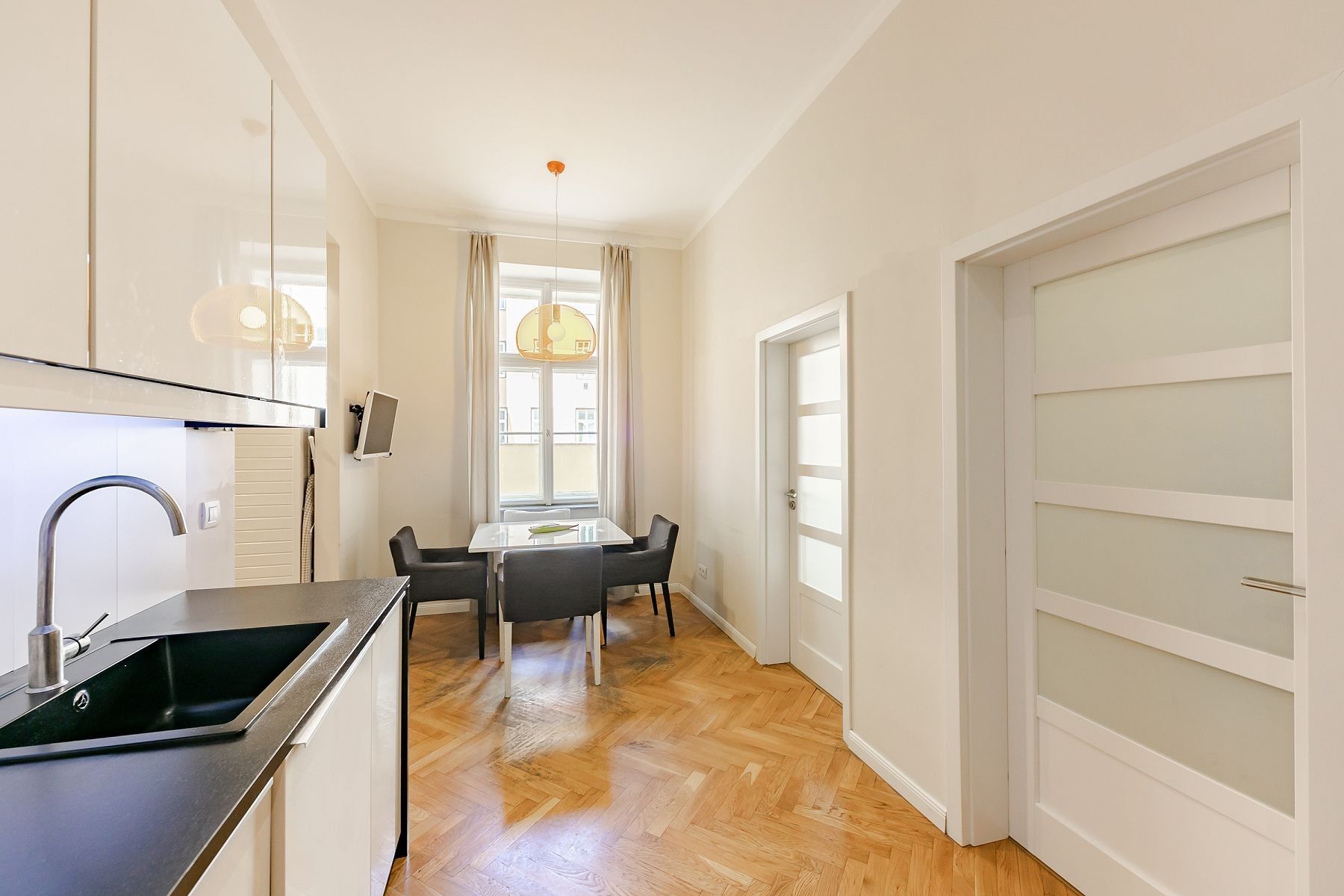 Byt 2+kk · 51 m² · Vojtěšská 211/6, Praha - 3