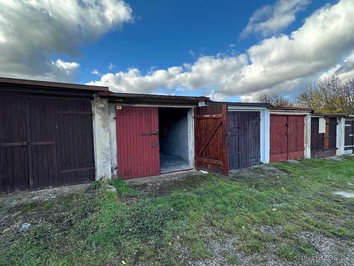 Garáže, Teplice, 415 01