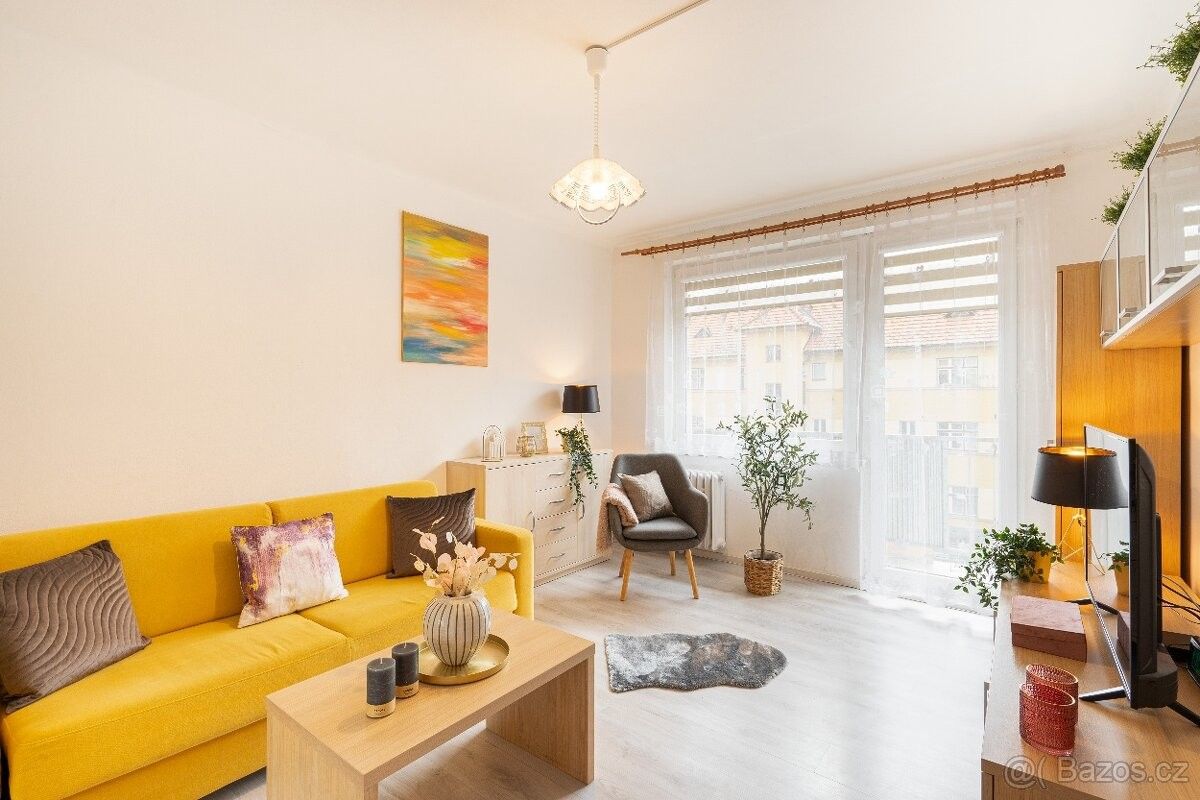 Pronájem byt - Český Krumlov, 381 01