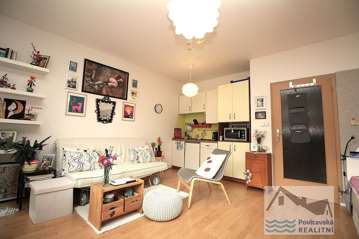 Byt 1+kk · 33 m² · Praha - Hostivař, okres Praha 15, Hlavní město Praha - 4