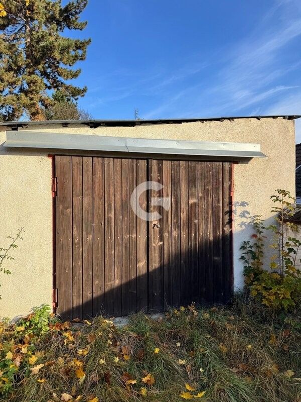 Garáže, Dolní Kounice, 664 64