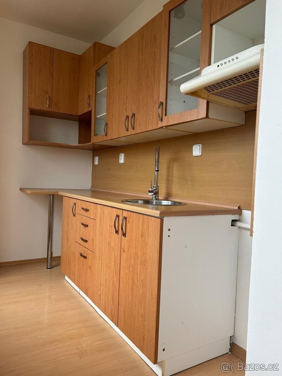 Prodej byt - Bohuslávky, 751 31