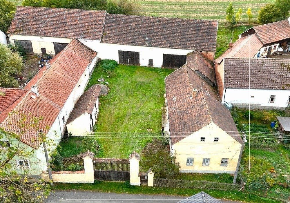 Prodej rodinný dům - Milavče Božkovy, 102 m² - 1