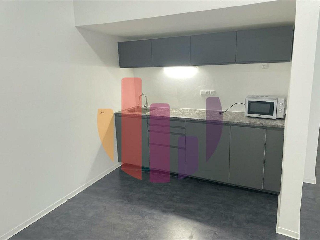 Pronájem kancelář - Praha - Smíchov, okres Praha 5, Hlavní město Praha, 250 m² - 5