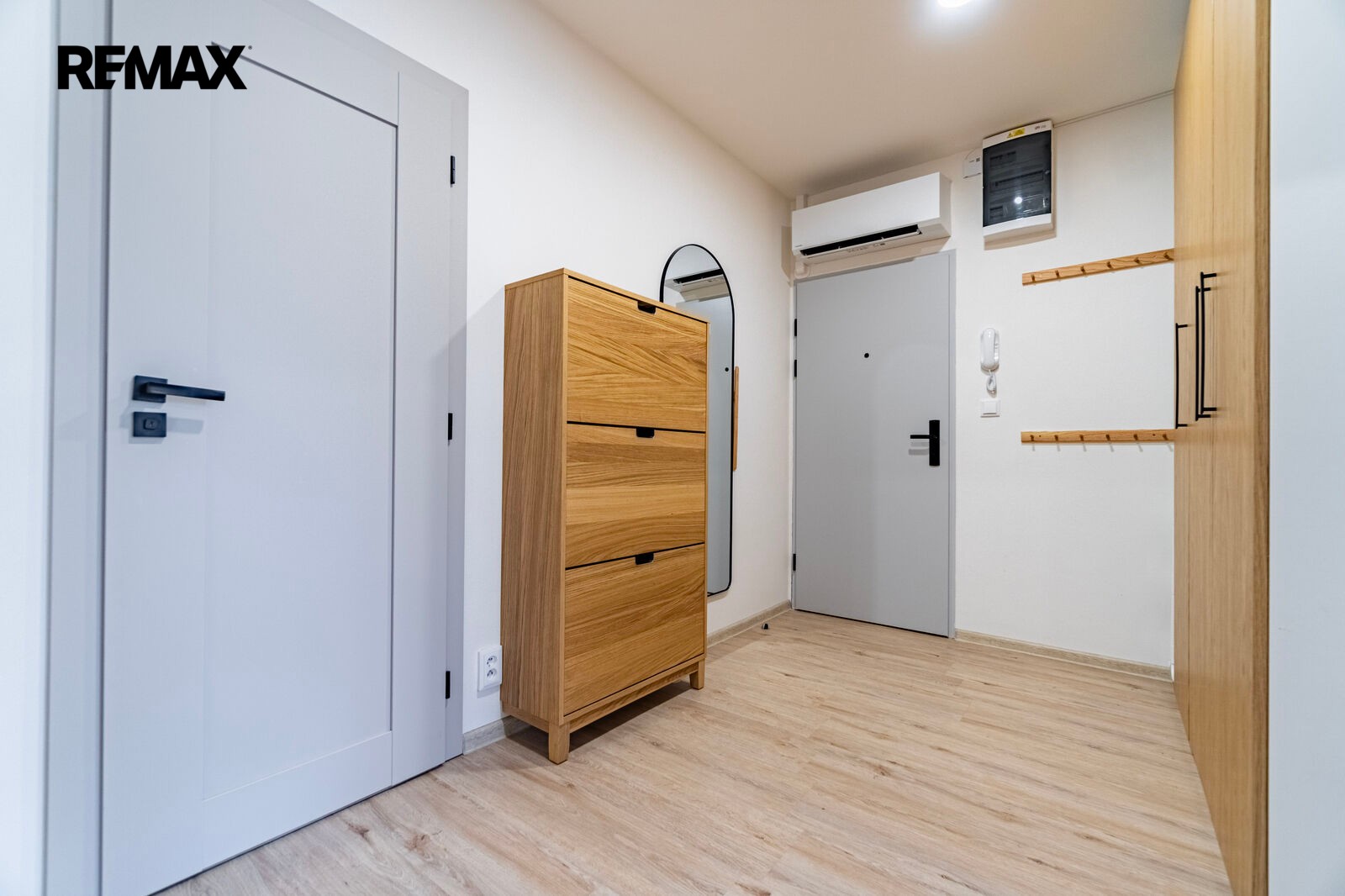 Prodej byt 3+1 - Svat. Čecha 968, Hustopeče, 73 m² - 5