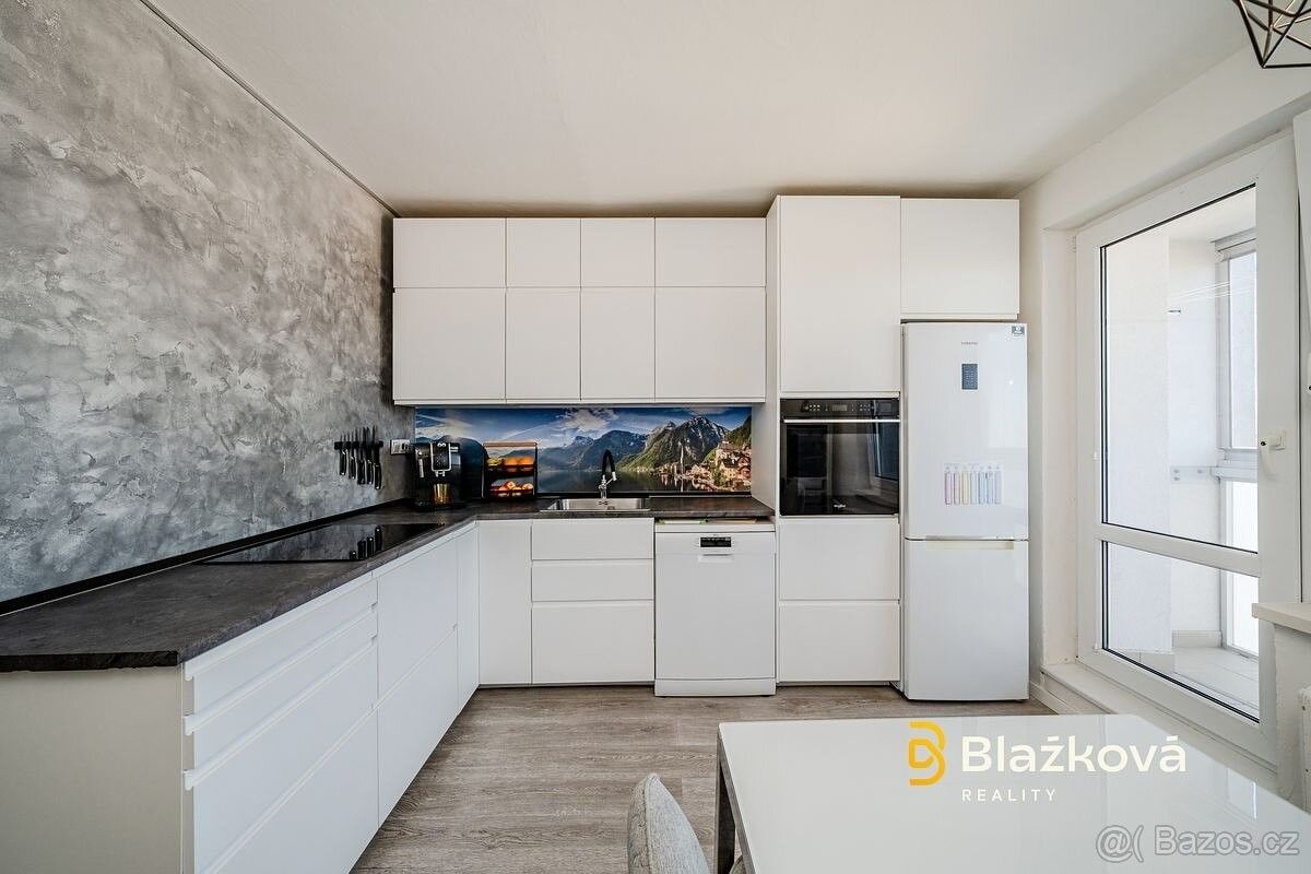 Byty, Ostrava, 700 30