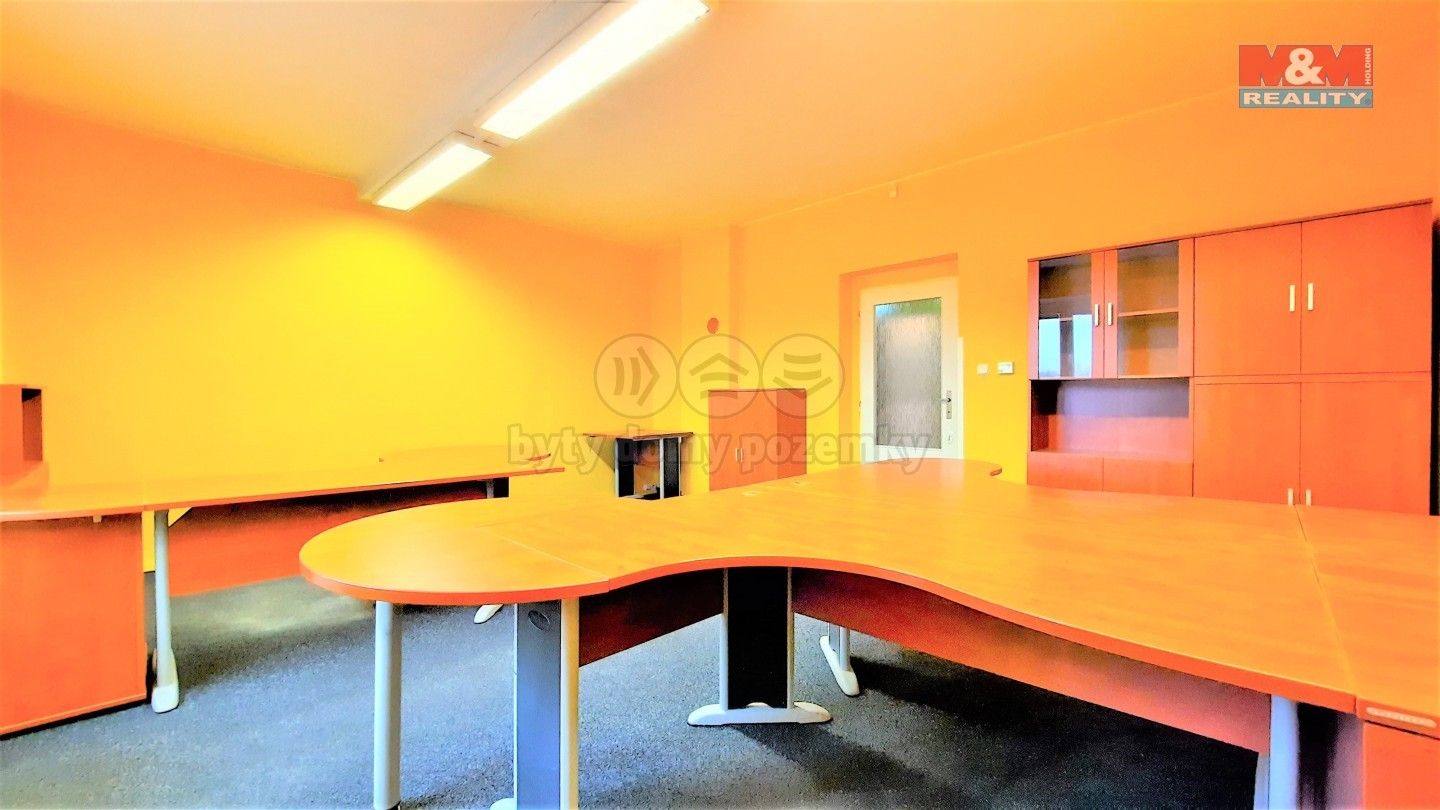Kanceláře, Závodu míru, Karlovy Vary, 150 m²