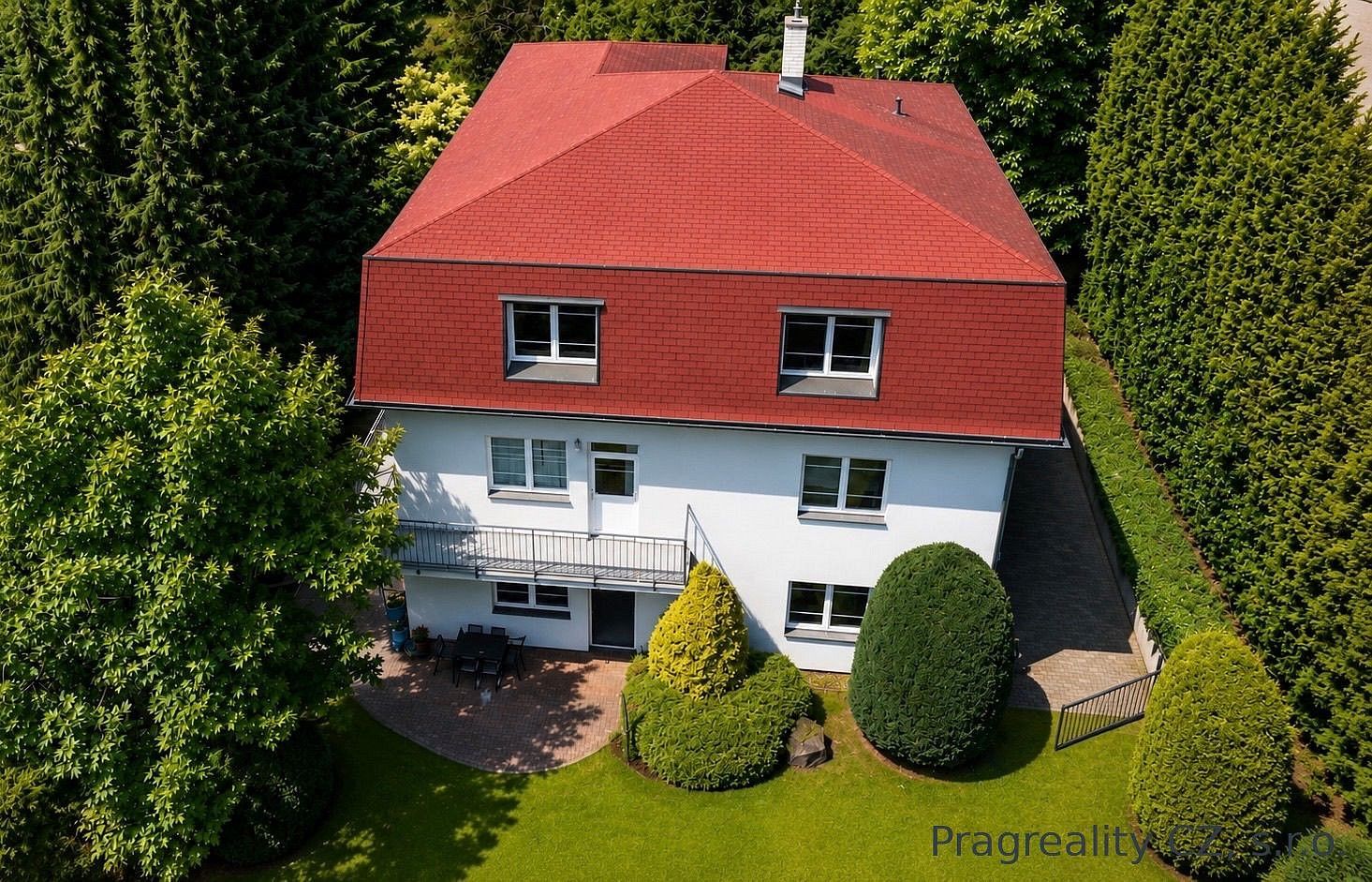 Rodinné domy, Únětice, okres Praha-západ, Středočeský kraj, 328 m² - 2