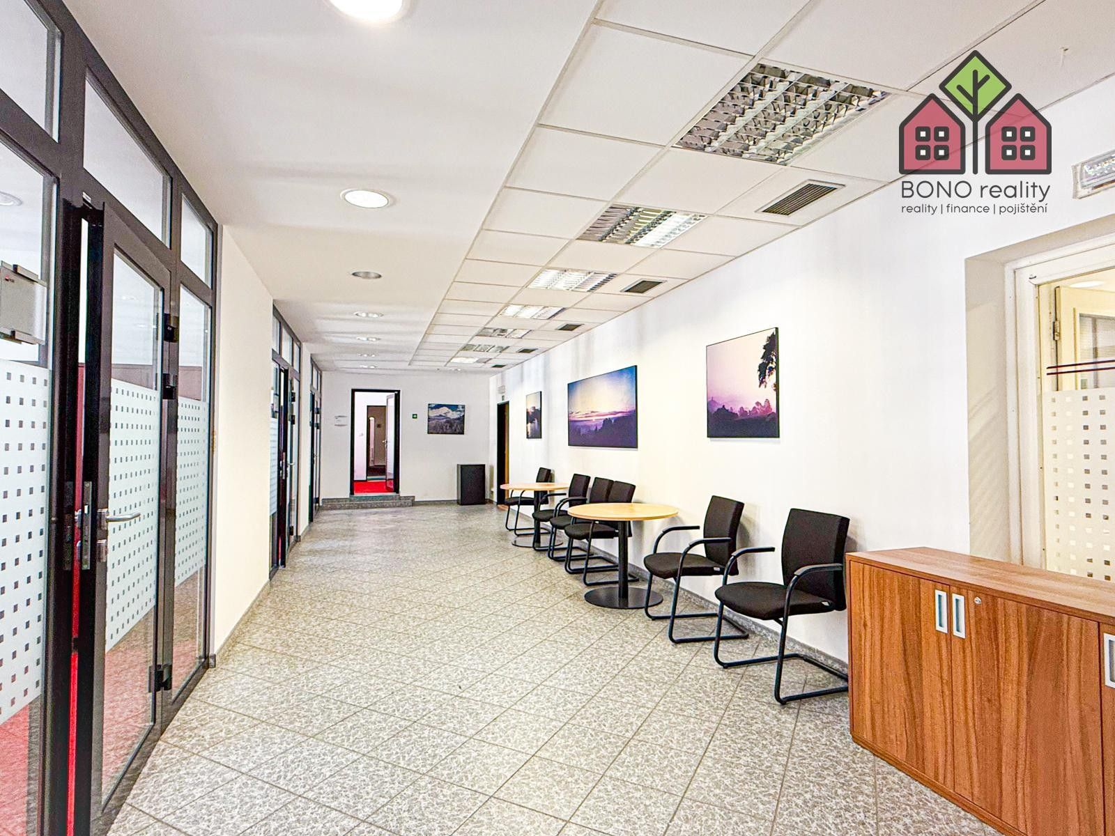 Pronájem kancelář - Mírové náměstí, Litoměřice, 271 m²