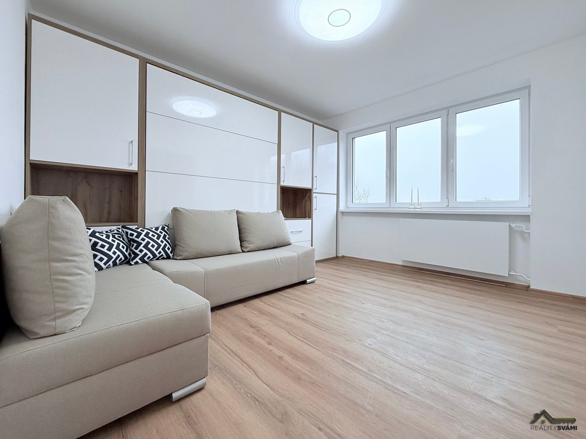 Prodej byt 1+1 - Slovenská, Karviná, 28 m²