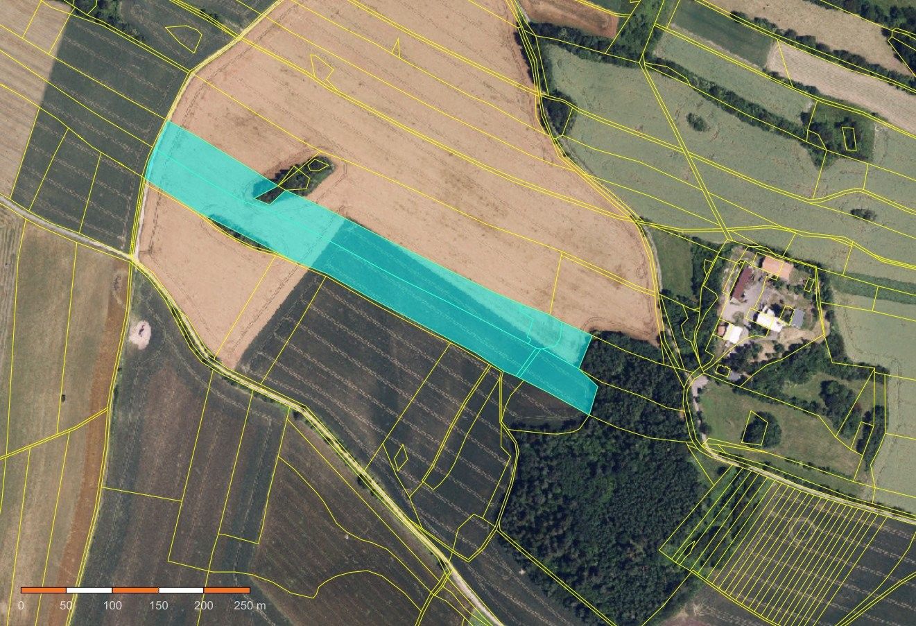 Zemědělské pozemky, Ponikev, Ludmírov