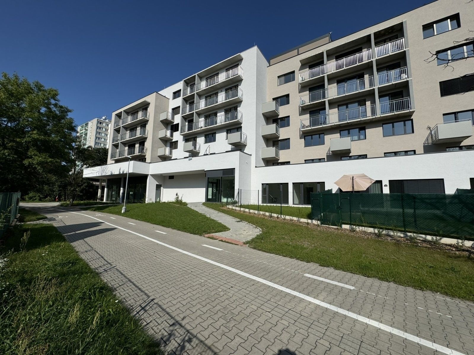 2+kk, nábřeží Závodu míru,Zelené Předměstí,Pardubice, 80 m²