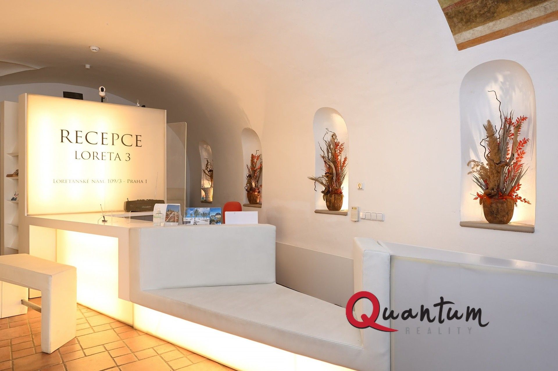 Kanceláře, Loretánské náměstí, Praha, 18 m²