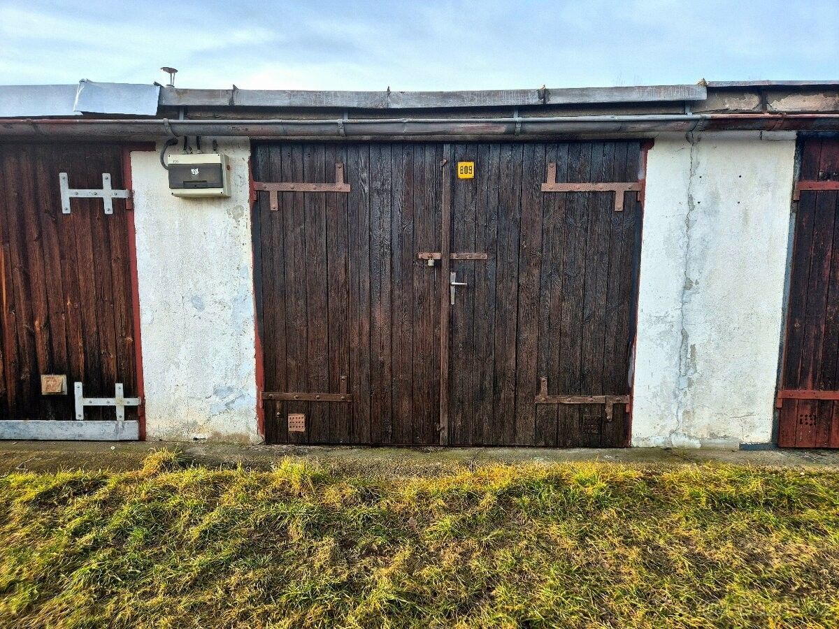 Prodej garáž - Sezimovo Ústí, 391 02