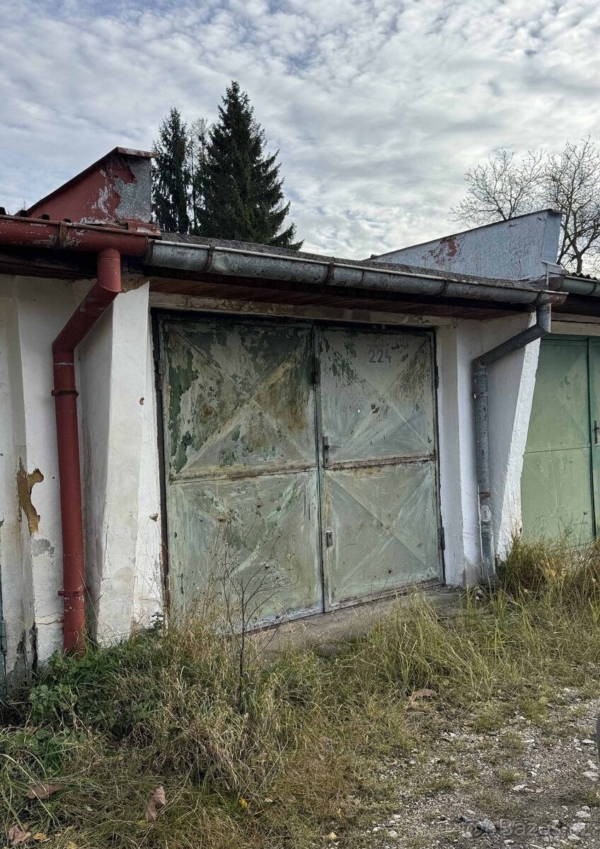 Garáže, Bukovany u Sokolova, 357 55