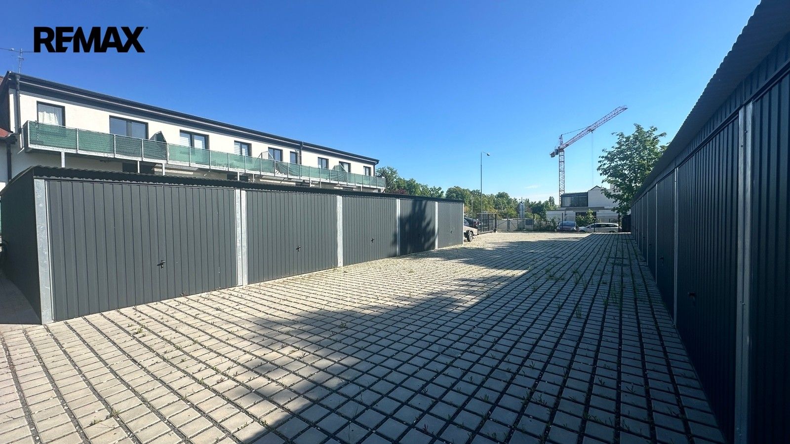 Garáž · 18 m² · Rakouská, Milovice Mladá - 3