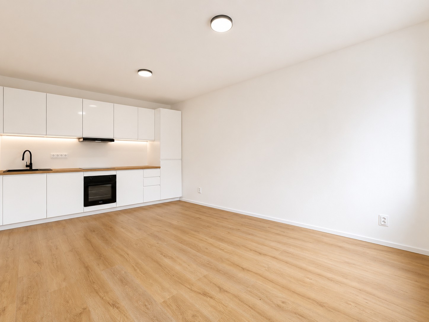 Byt 2+kk · 40 m² · Plukovníka Mráze, Praha - Hostivař - 3