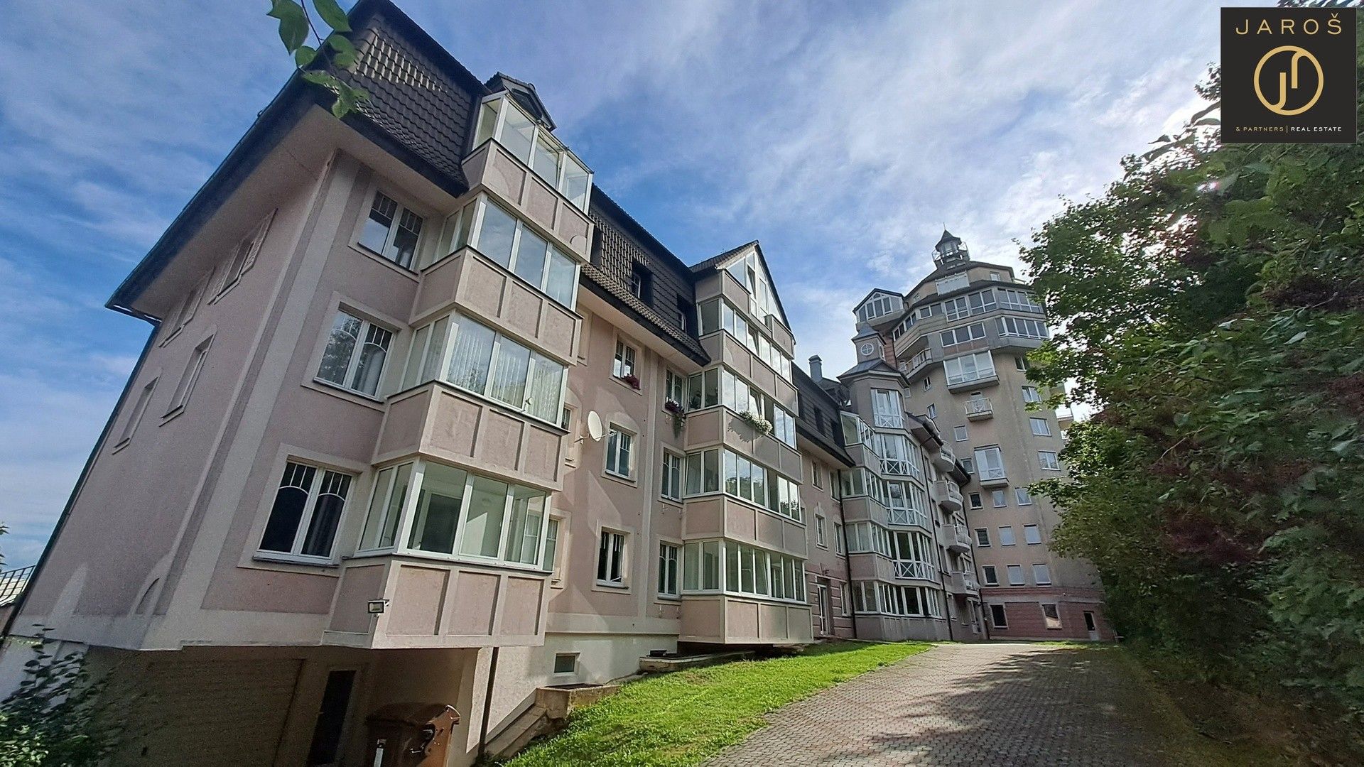 4+1, Blahoslavova, Karlovy Vary Drahovice, 142 m² - 1