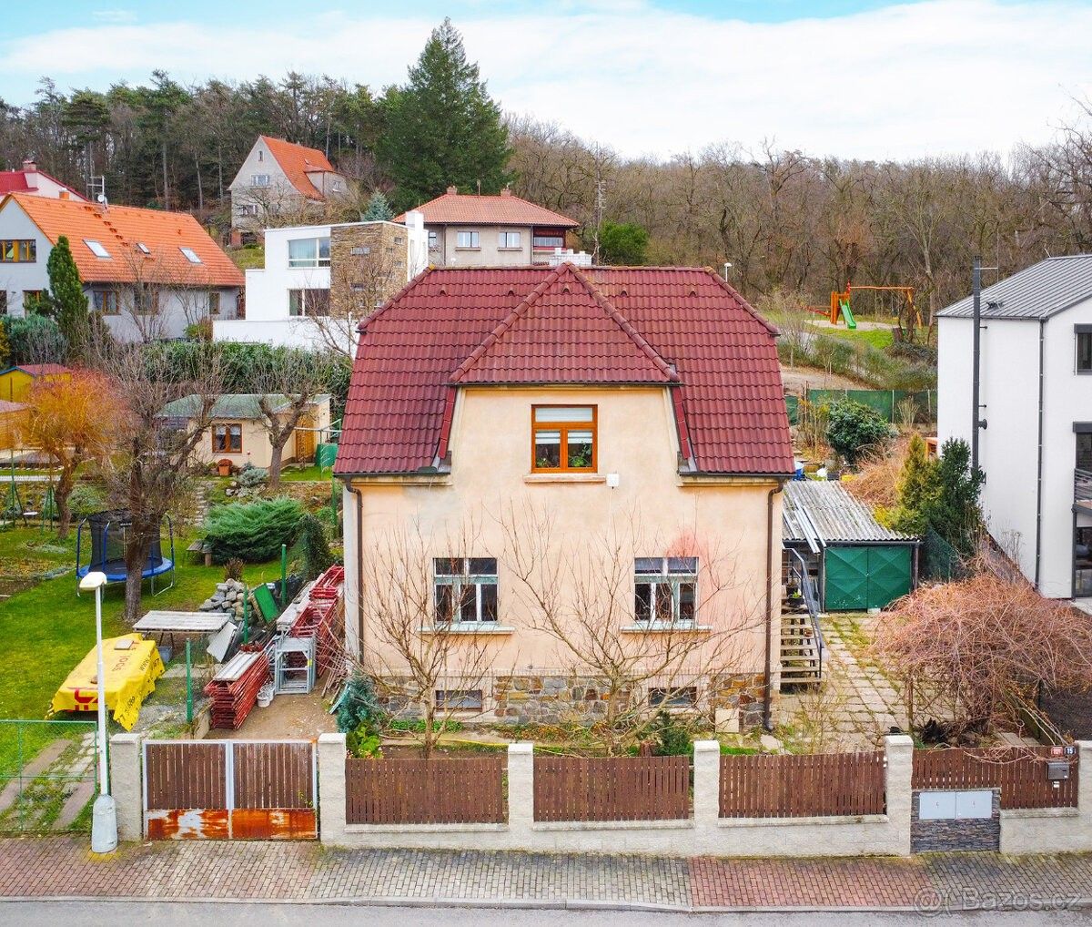 Rodinné domy, Praha, 143 00