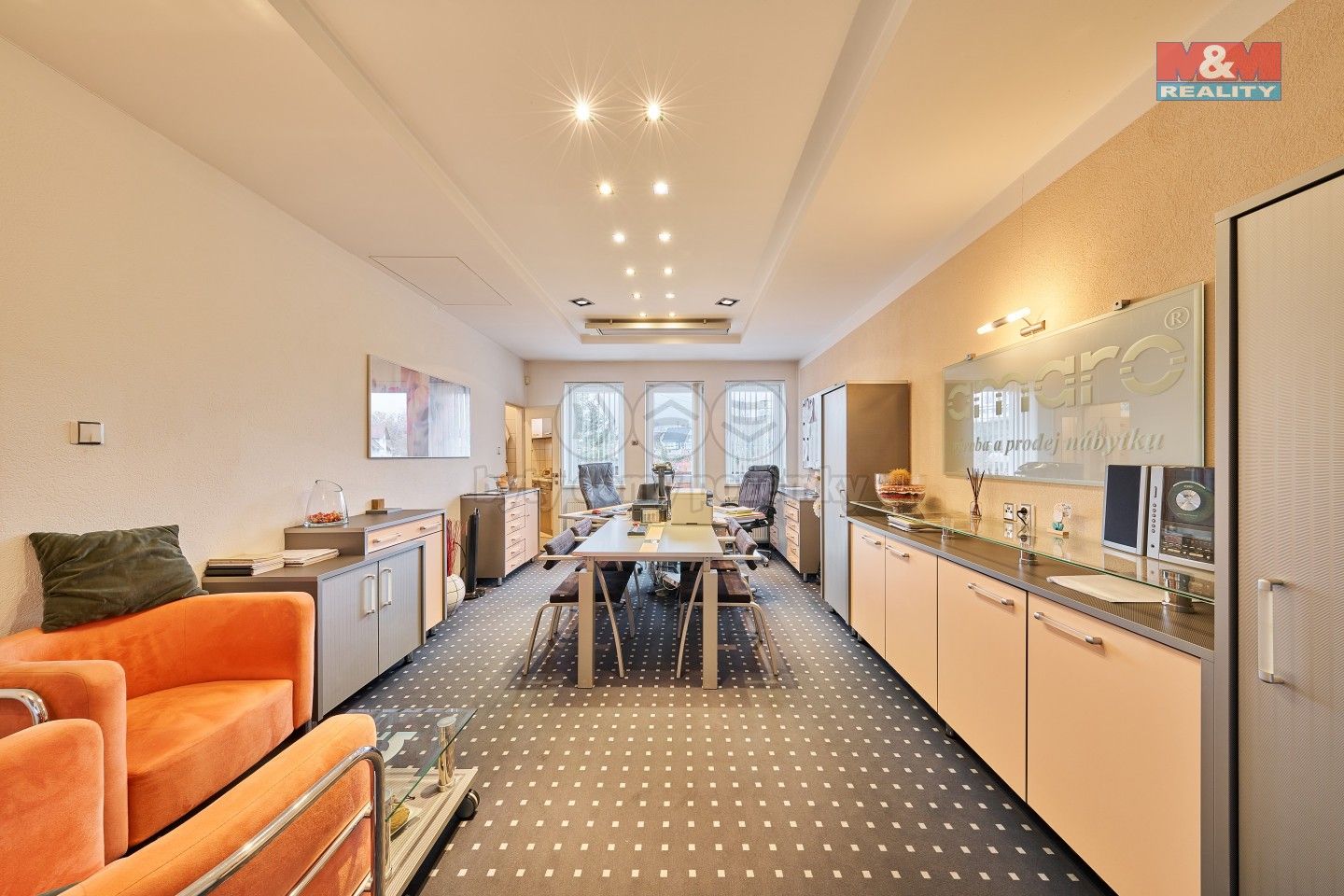 Obchodní prostory, Polská, Trutnov, 327 m²