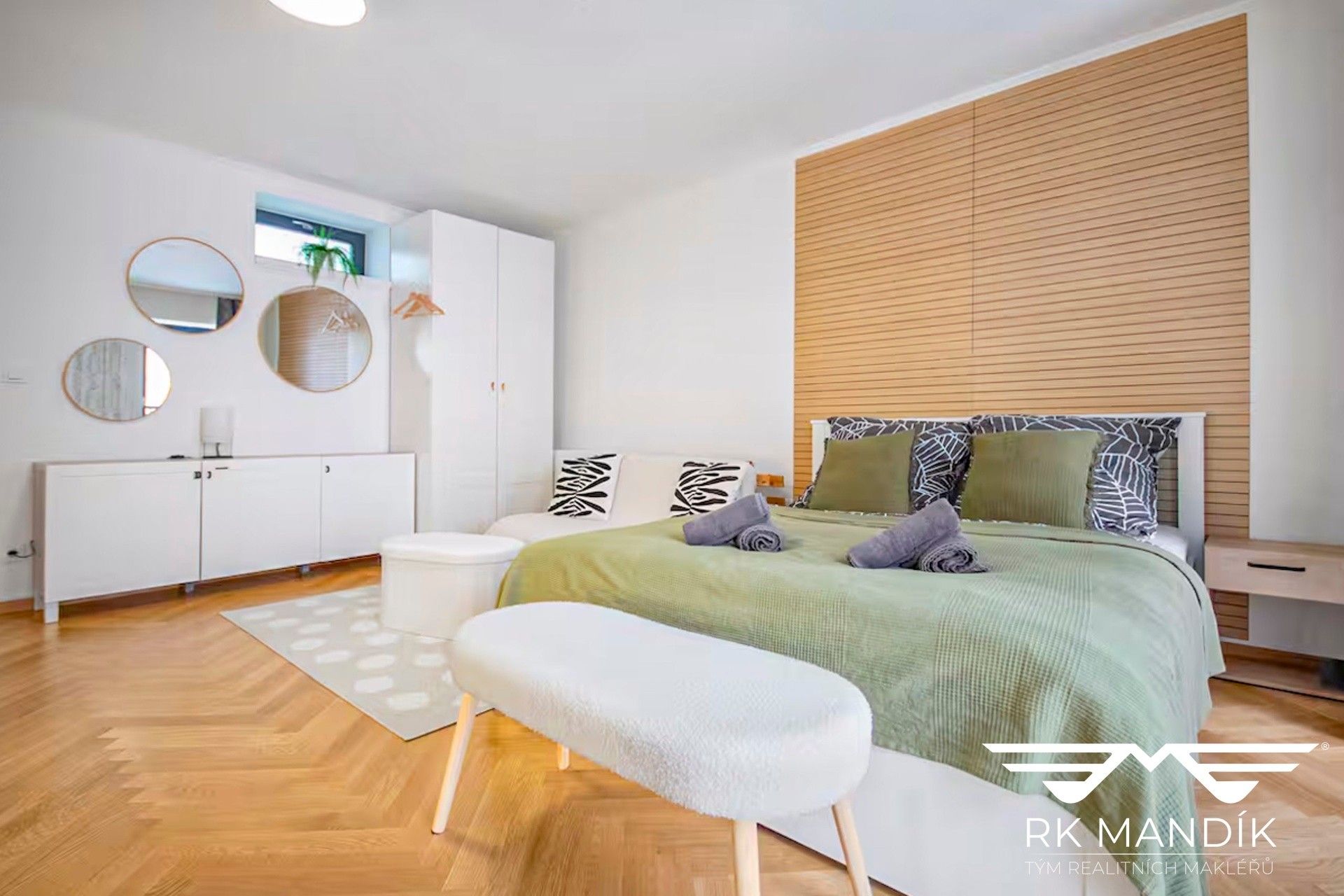2+kk, Pernerova, Praha, 42 m²