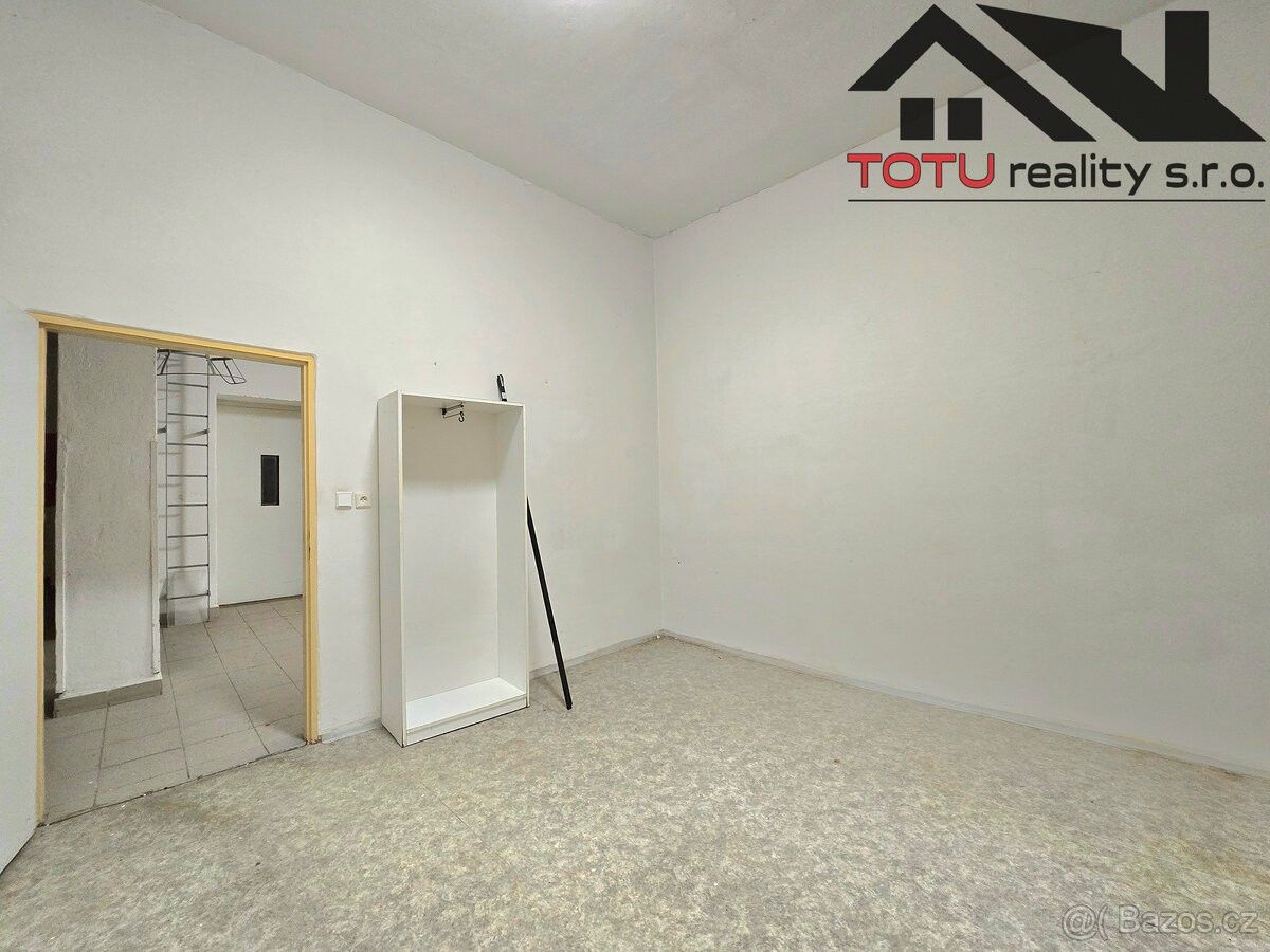 Pronájem kancelář - Černožice nad Labem, 503 04