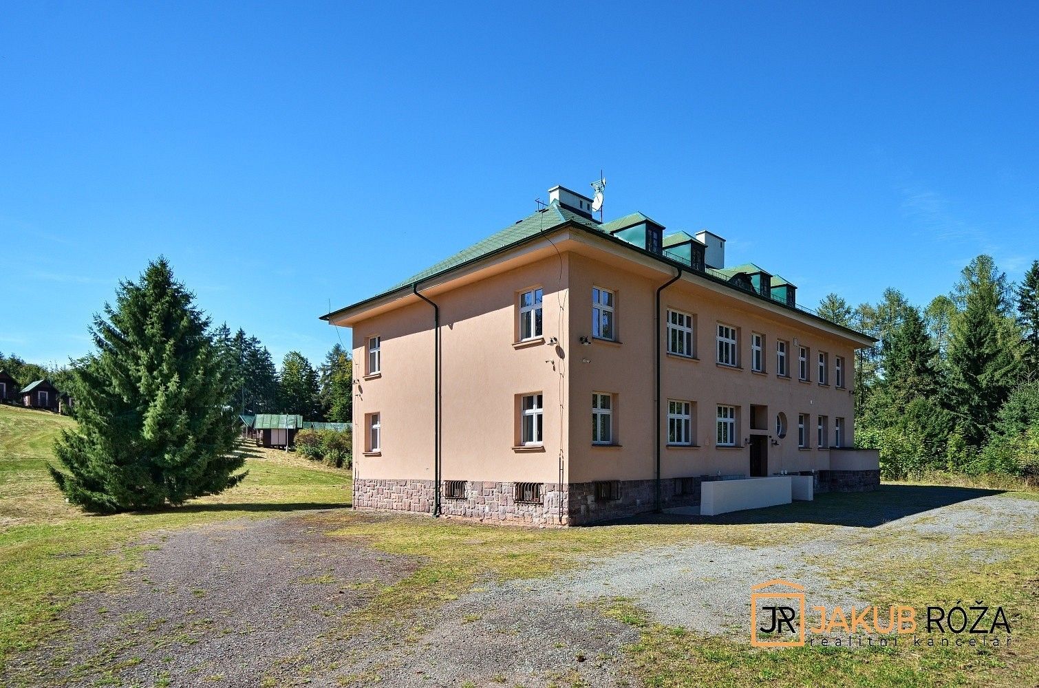Prodej ubytovací zařízení - Heřmánkovice - Janovičky, okres Náchod, Královéhradecký kraj, 1 333 m² - 5