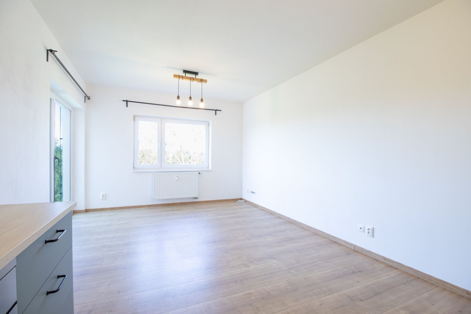 Pronájem byt 2+kk - Armádní, Milovice - Benátecká Vrutice, Středočeský kraj, 53 m² - 5