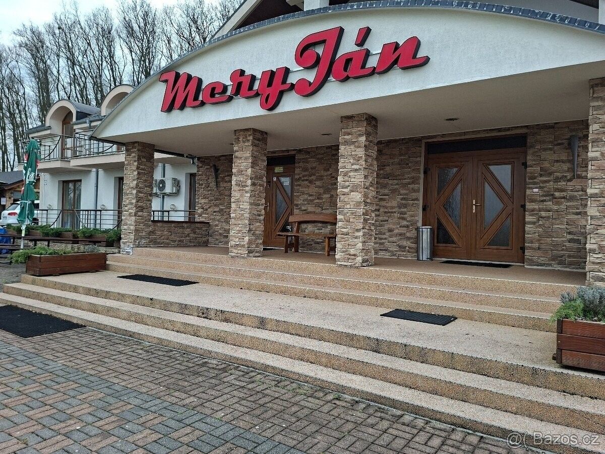 Restaurace, 987 65, Slovensko - 1