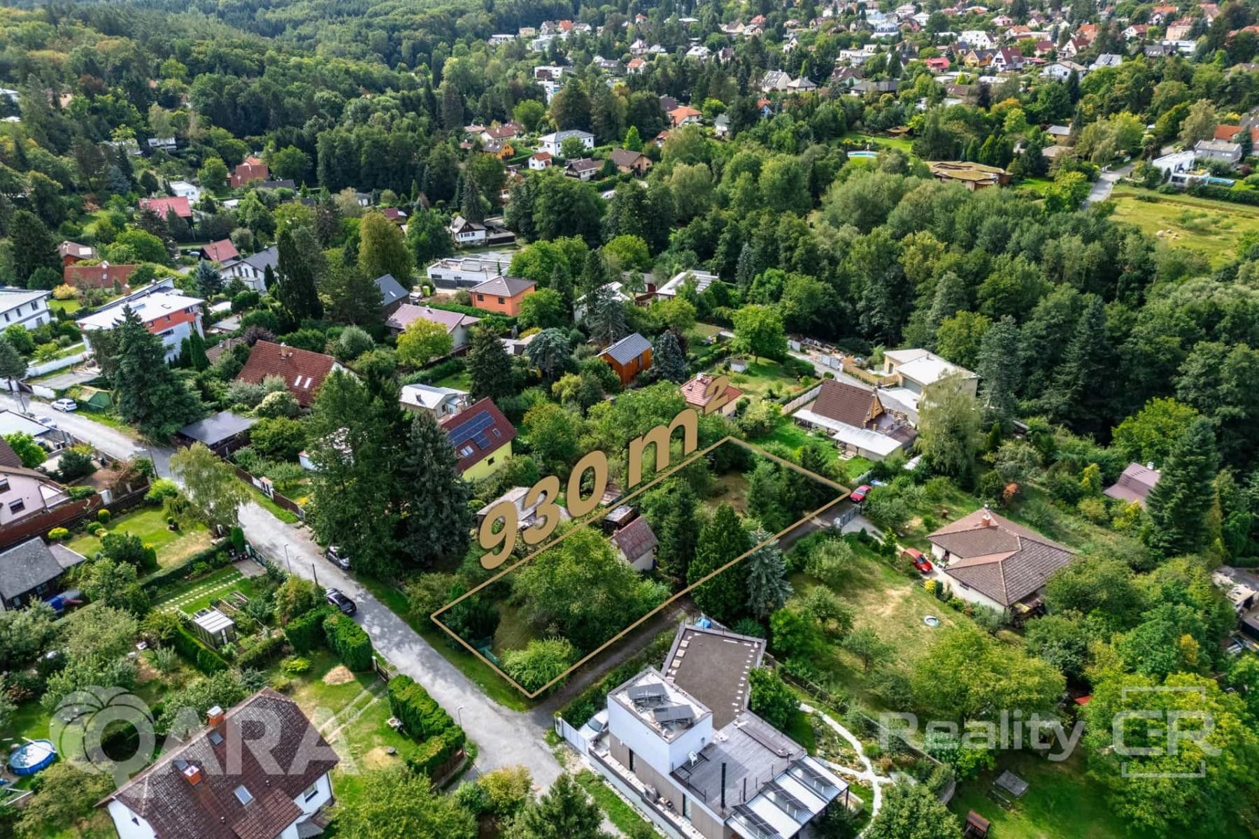Pozemek pro bydlení, 932 m²