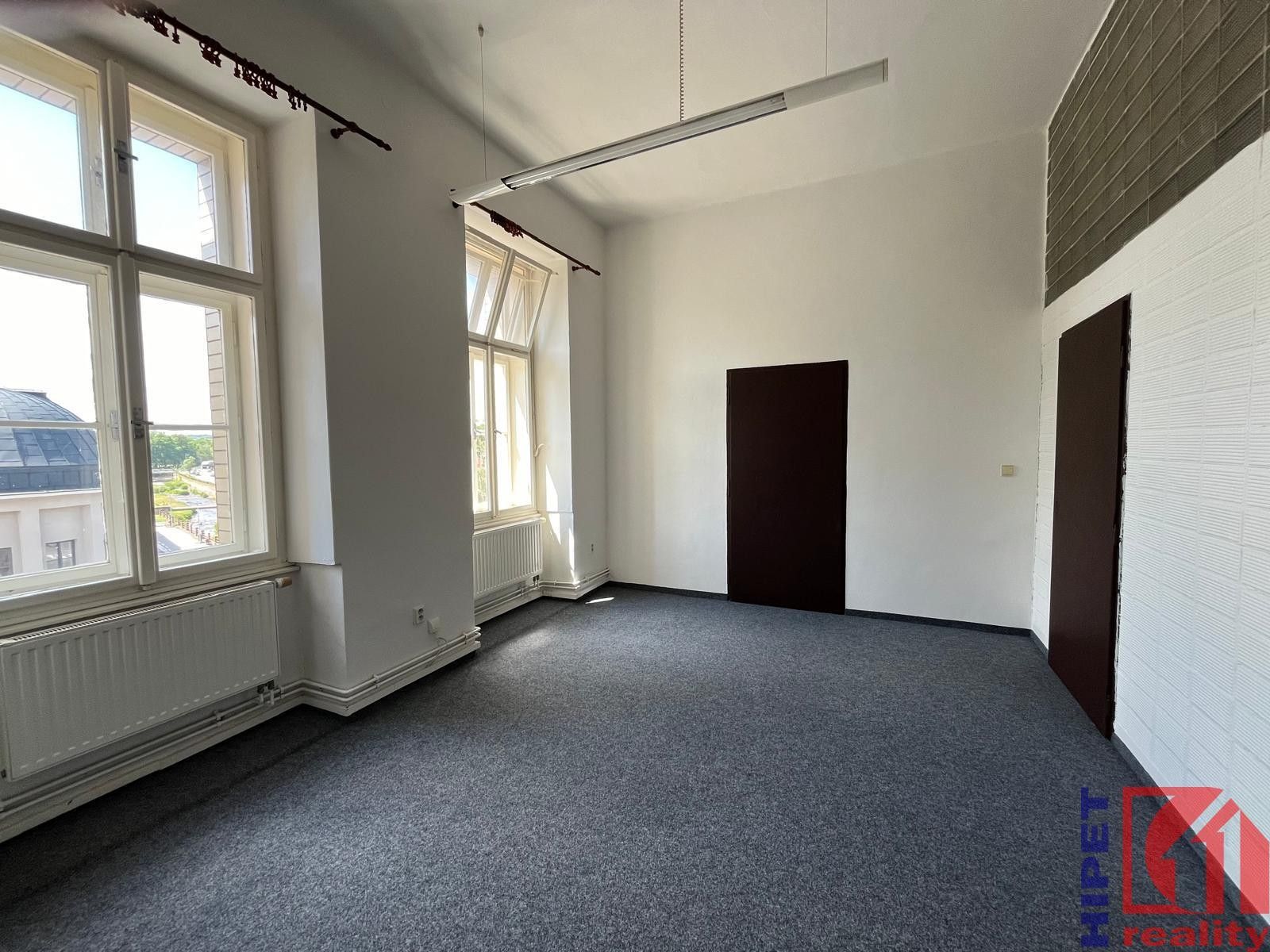 Pronájem kancelář - Na Struze, Trutnov, 18 m²